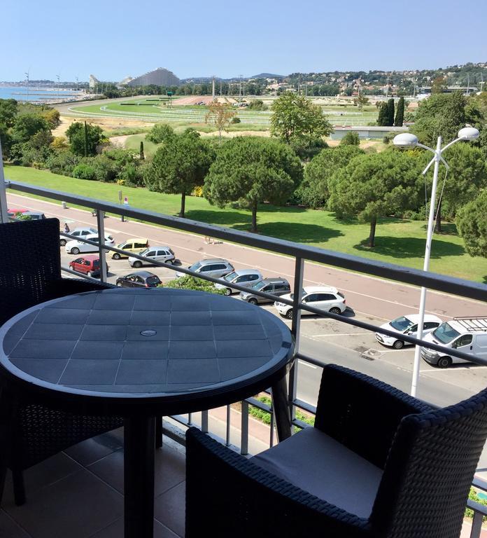 Residence Meublee Studiotel Cagnes-sur-Mer Exteriér fotografie